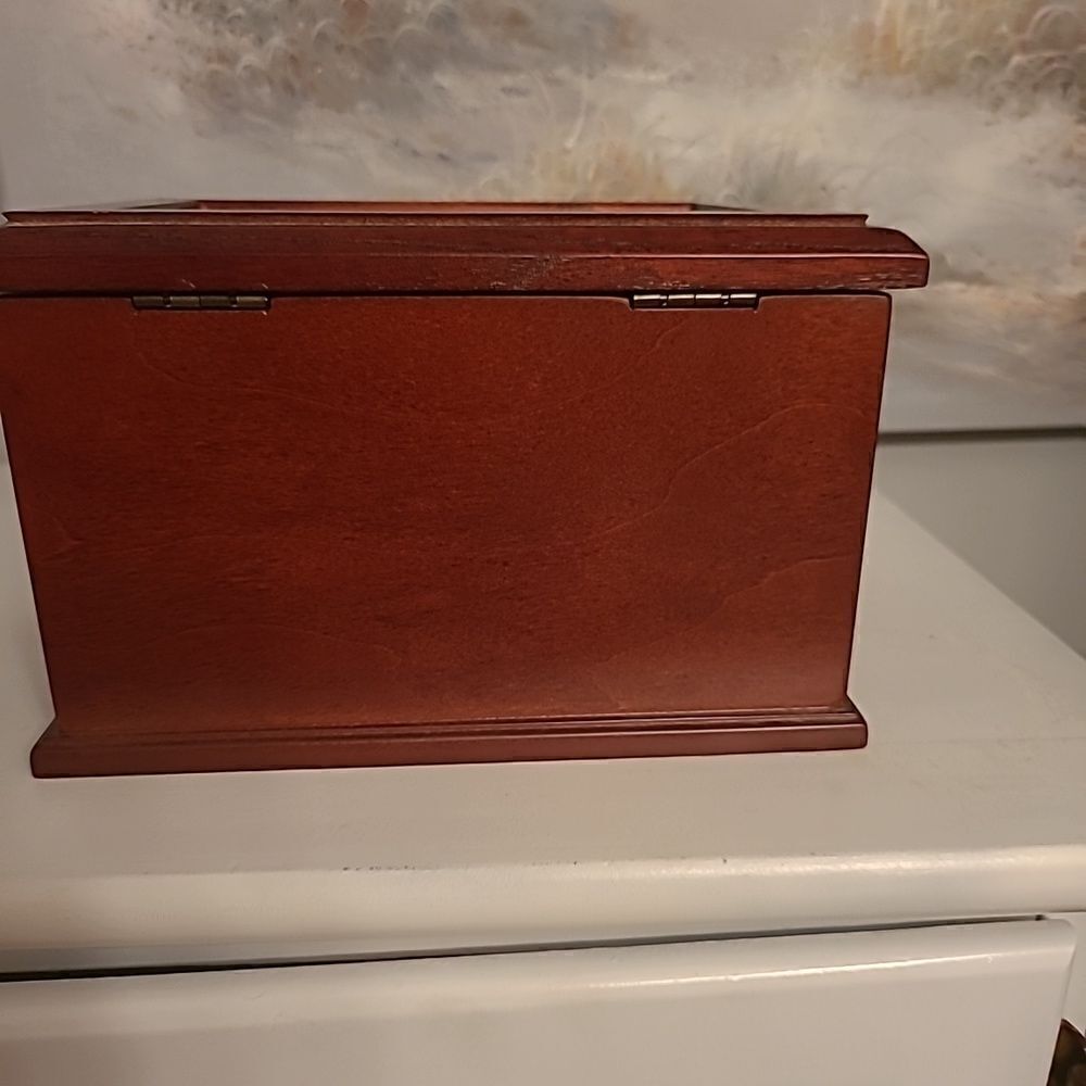 Jewelry Box  - Picture 4 of 8